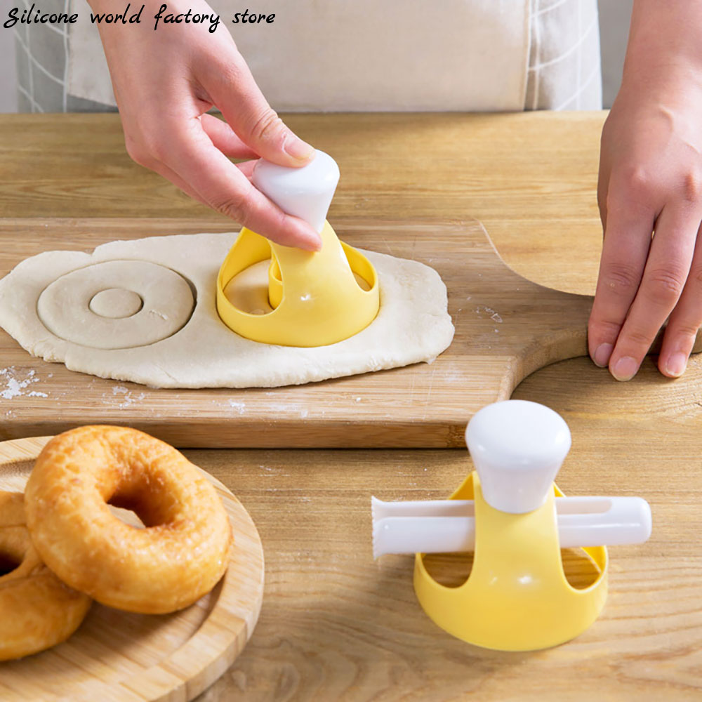 Silicone world Desserts Bread  - đánh giá và giá Donut Mold Silicone